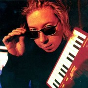 Adam Holzman группа в Моем Мире.