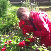 Нина  Динес on My World.